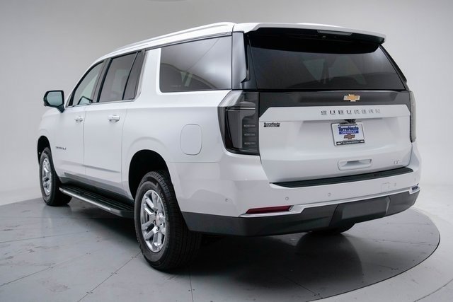 New 2026 Chevrolet Suburban LT w/ Comfort Package image 4