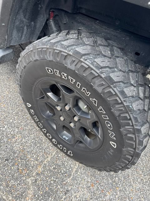 Used 2023 Jeep Gladiator Sport AWD/4WD image 9