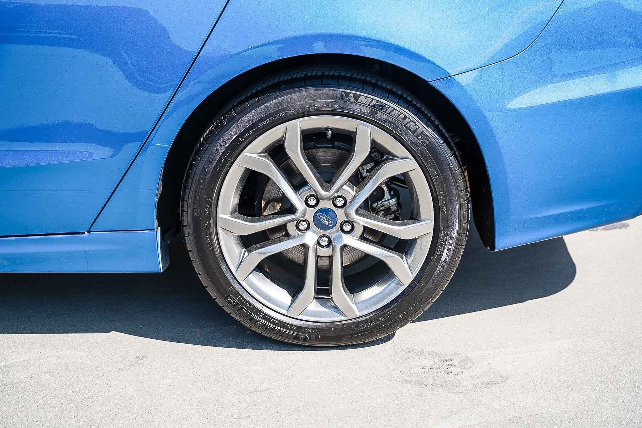 Used 2019 Ford Fusion Titanium image 8