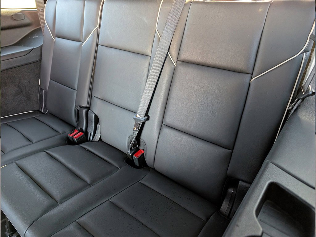 Certified 2025 Cadillac Escalade Premium Luxury image 45