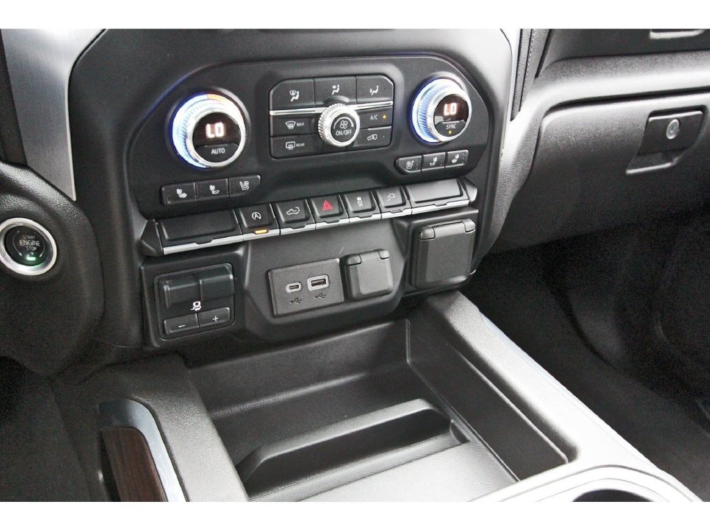 Used 2020 GMC Sierra 1500 SLT RWD image 30
