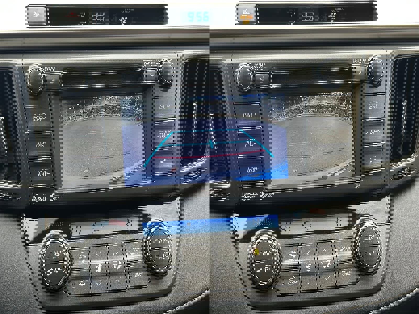 Used 2015 Toyota RAV4 XLE image 18