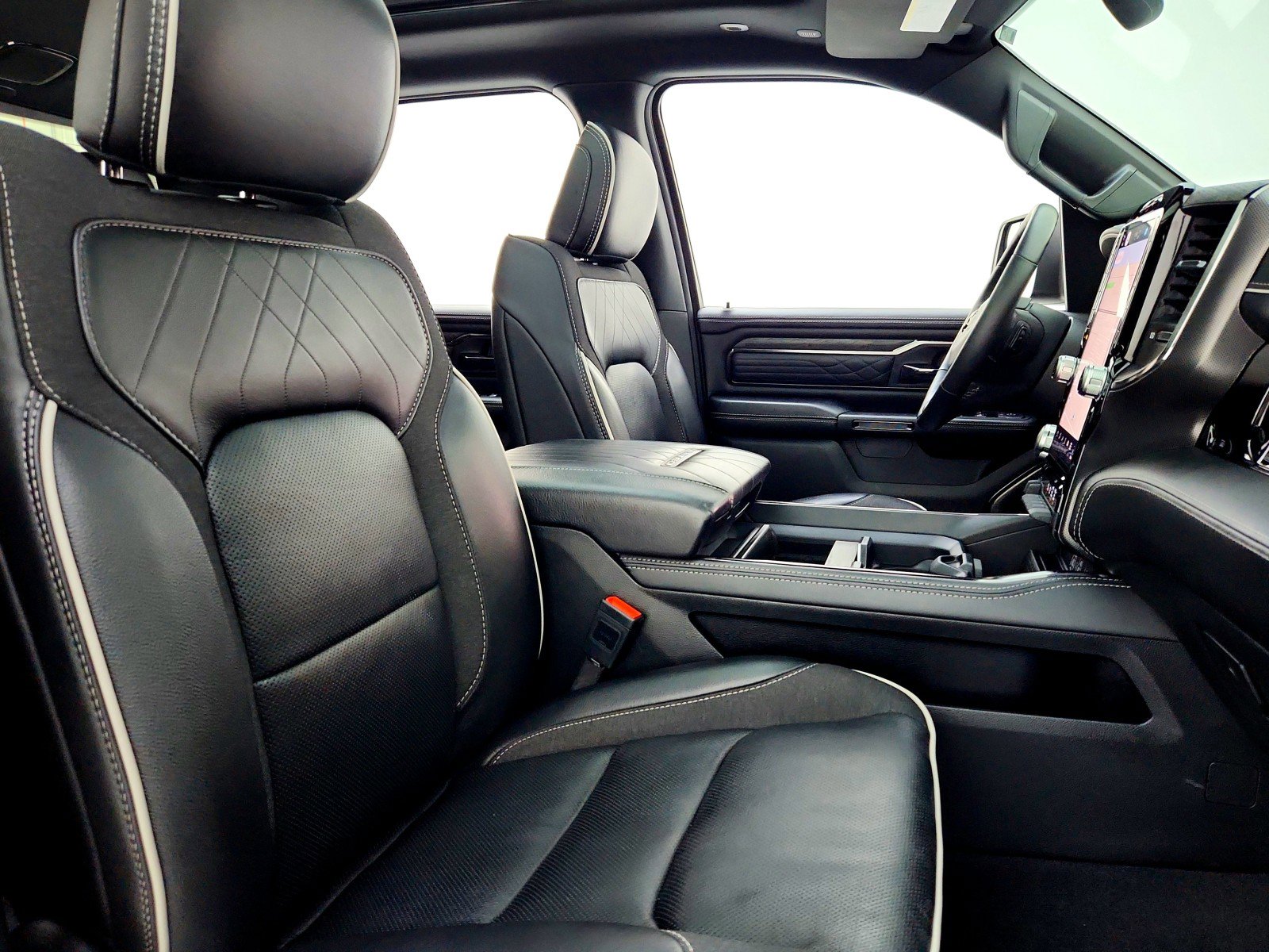 Used 2025 RAM 1500 Limited w/ Bed Utility Group image 18