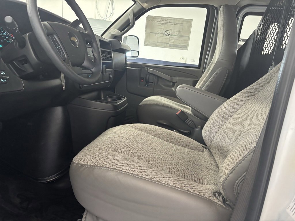 New 2025 Chevrolet Express 2500 w/ Driver Convenience Package image 36