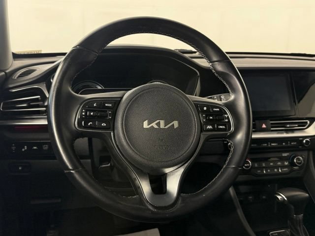 Used 2022 Kia Niro LXS FWD image 21