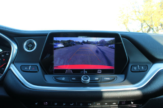 Used 2021 Chevrolet Blazer LT w/ Midnight/Sport Edition FWD image 22