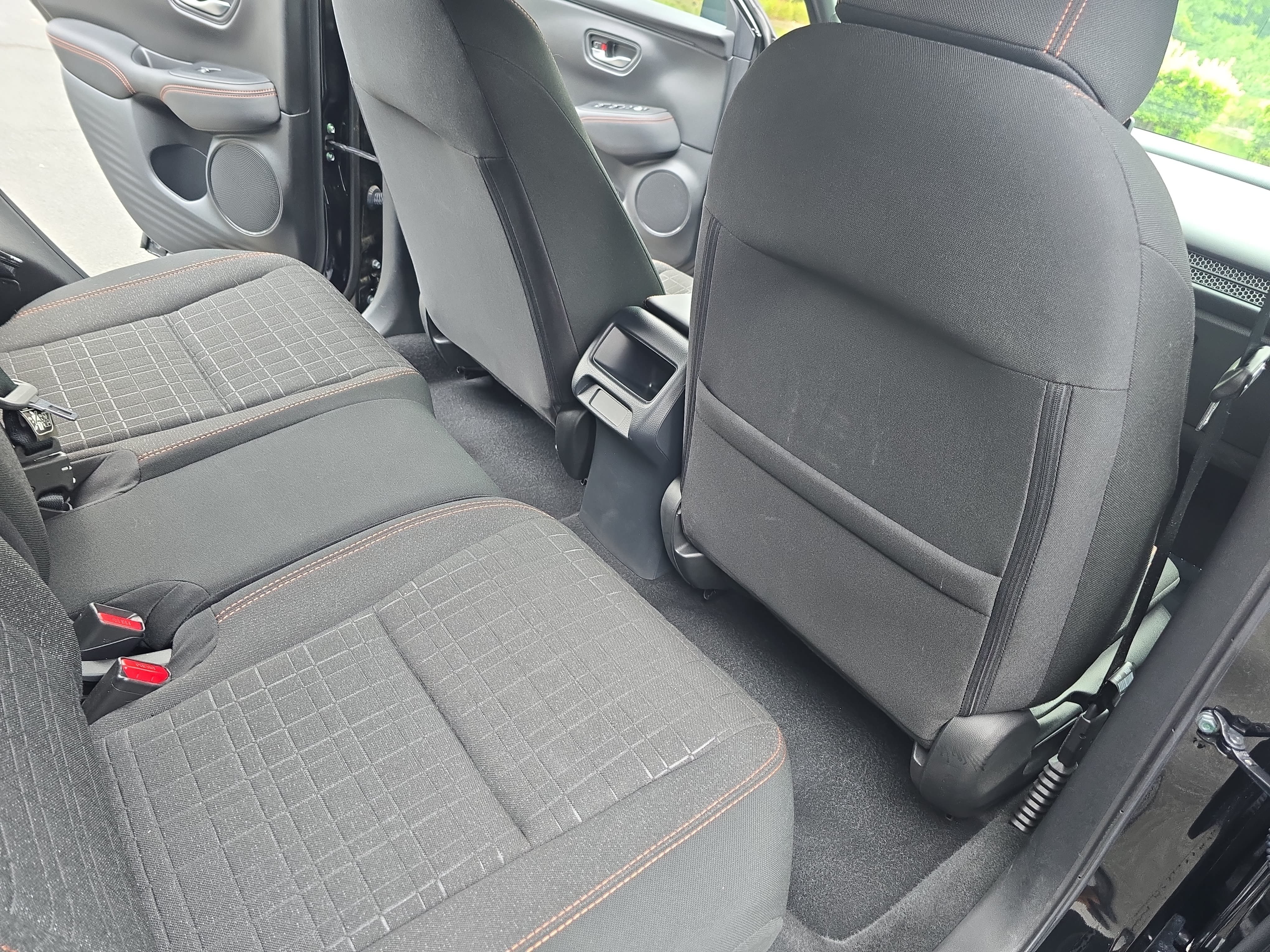 Certified 2025 Honda HR-V Sport image 11
