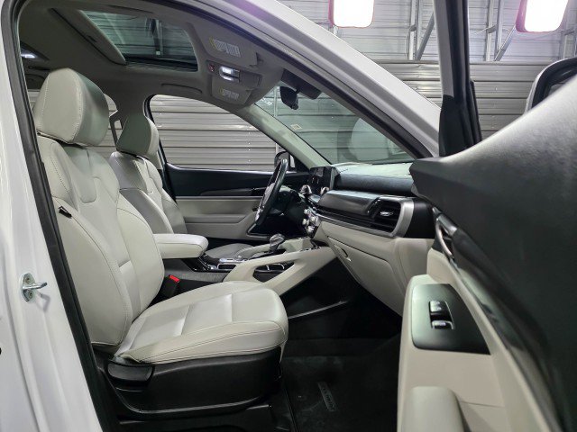 Used 2023 Kia Telluride S w/ S Sunroof Package image 15