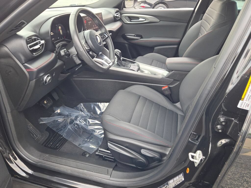 Used 2024 Dodge Hornet GT AWD/4WD image 2
