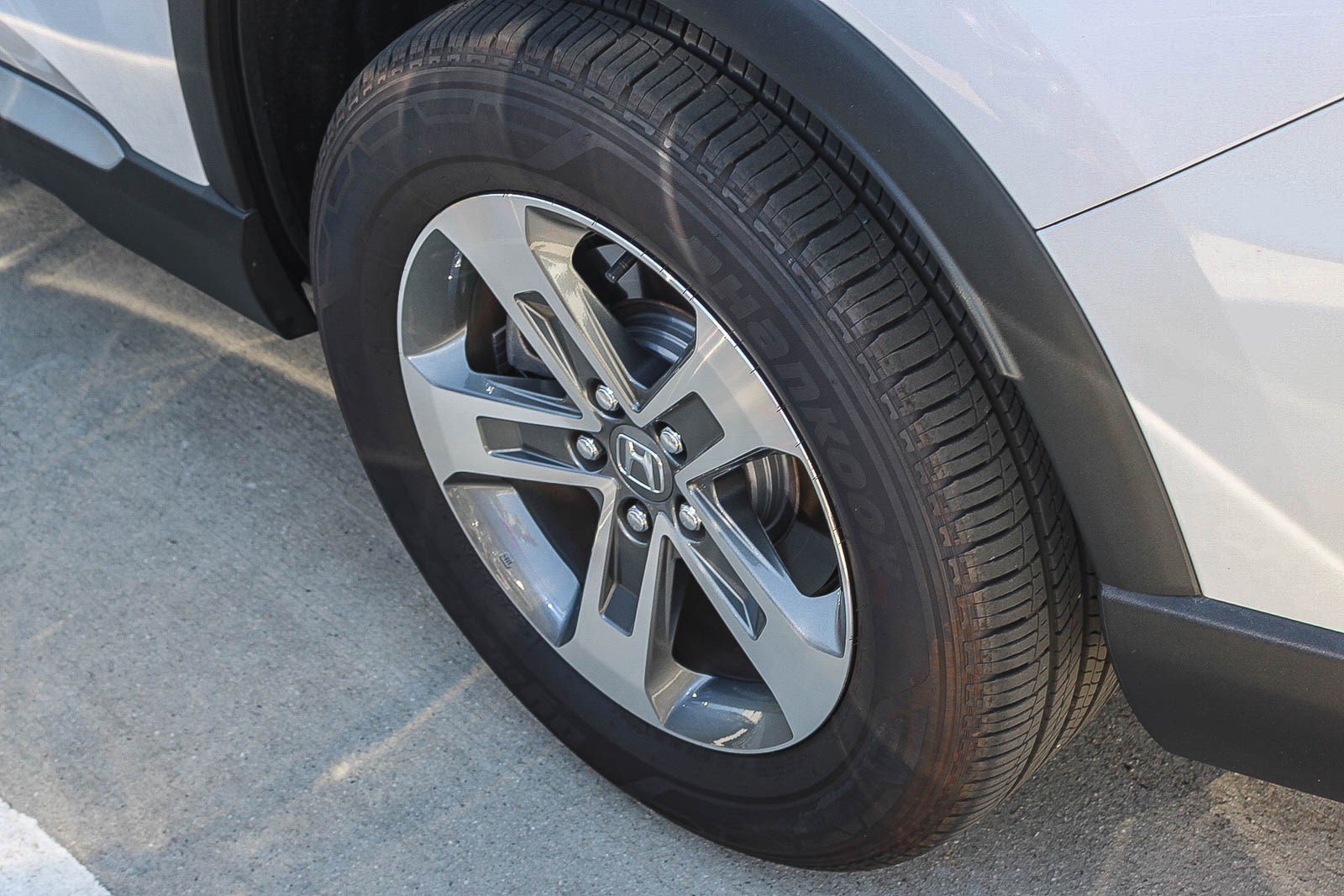 Used 2025 Honda Pilot EX-L image 10