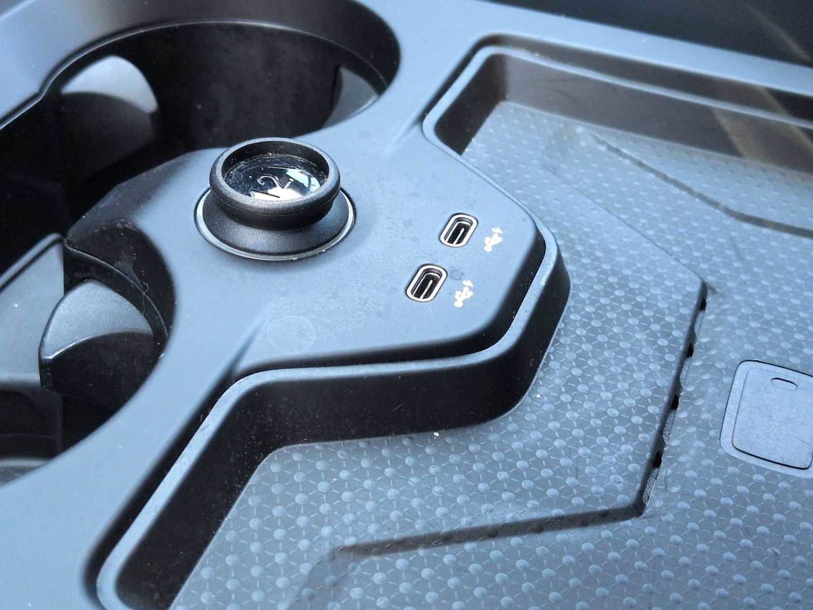 Certified 2022 BMW iX xDrive50 w/ Premium Package image 33