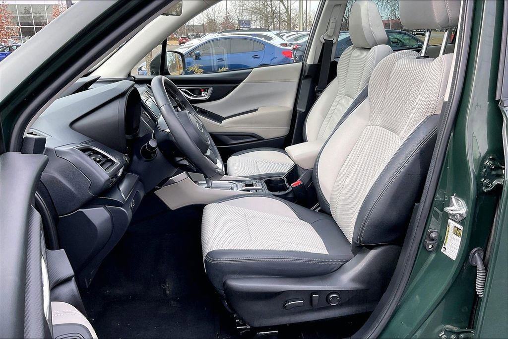 Certified 2023 Subaru Forester Premium image 27