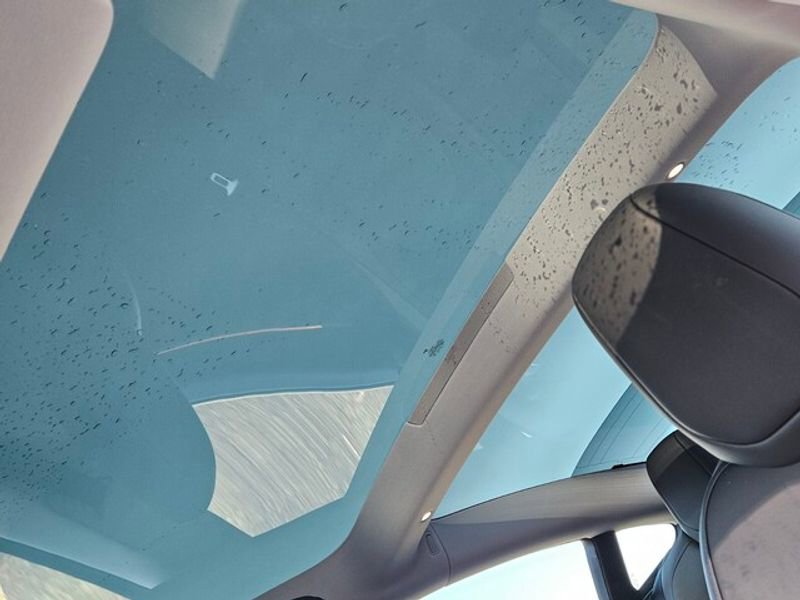 Used 2025 Tesla Model 3 Long Range image 21