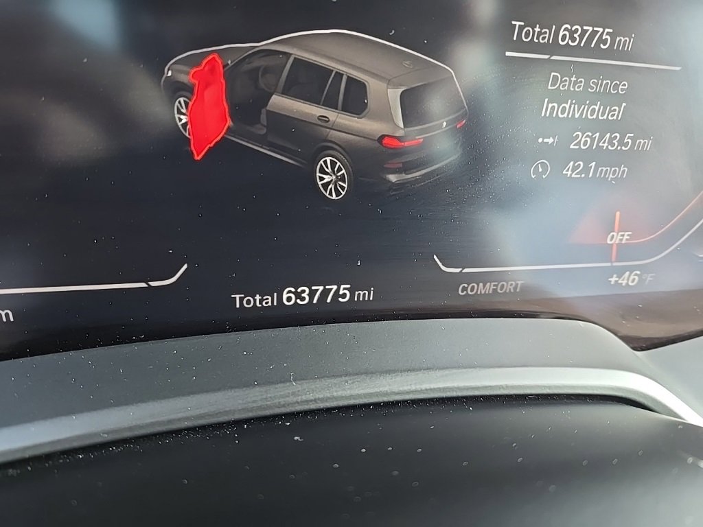 Used 2022 BMW X7 M50i image 13