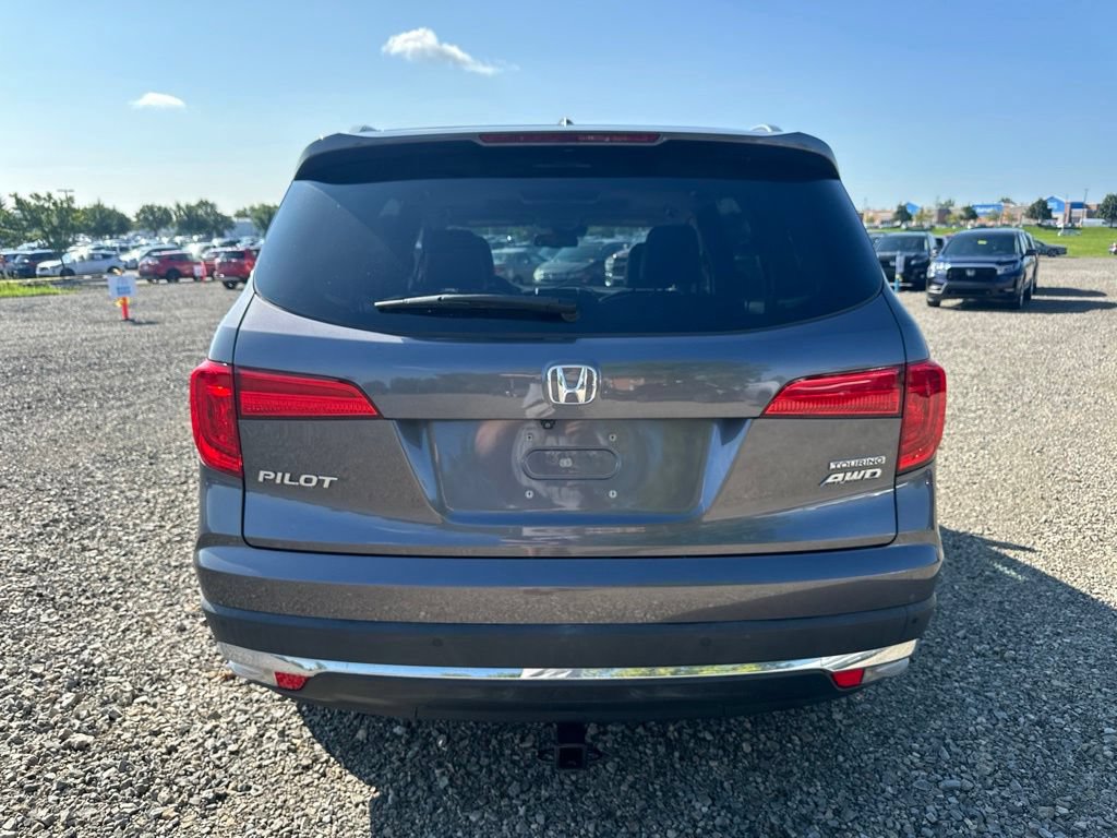 Used 2017 Honda Pilot Touring image 10