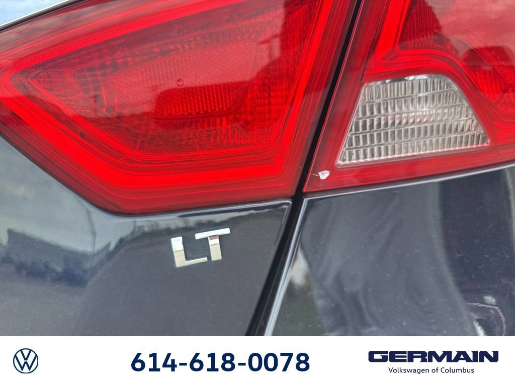 Used 2018 Chevrolet Impala LT FWD image 15