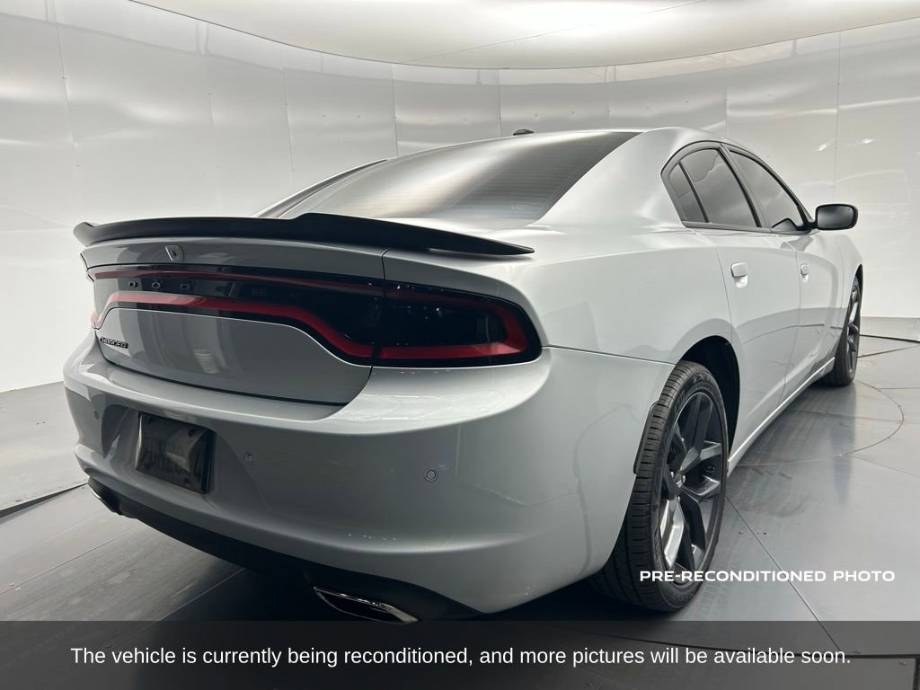 Used 2022 Dodge Charger SXT w/ Blacktop Package image 6