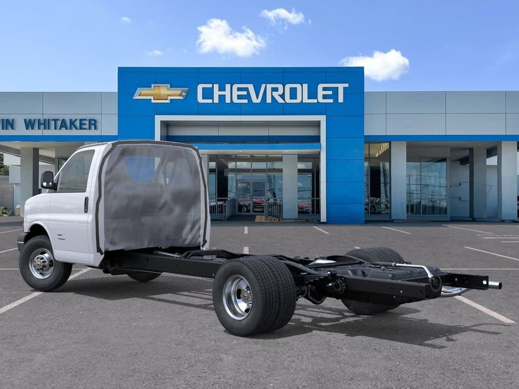 New 2026 Chevrolet Express 3500 w/ Power Convenience Package RWD image 3