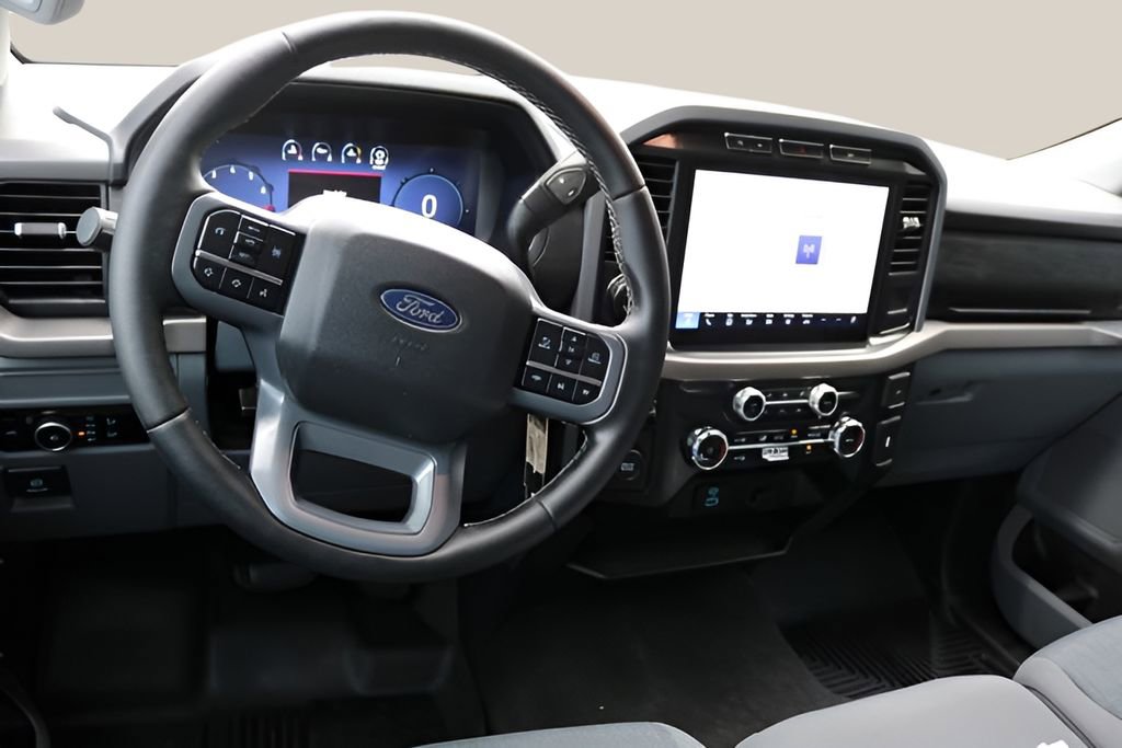 Used 2024 Ford F150 XLT RWD image 15