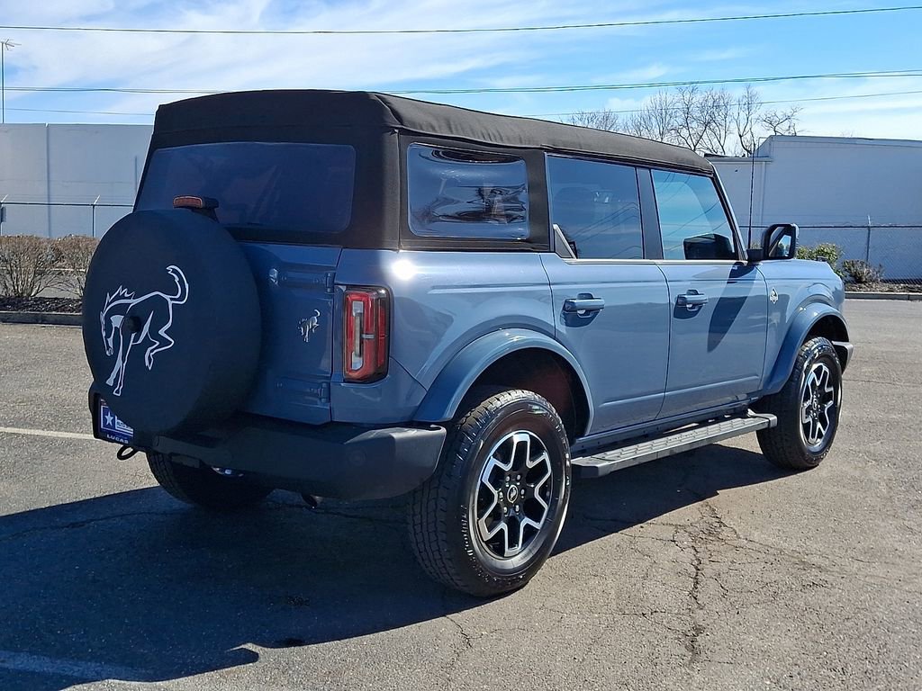 Used 2024 Ford Bronco Outer Banks image 12
