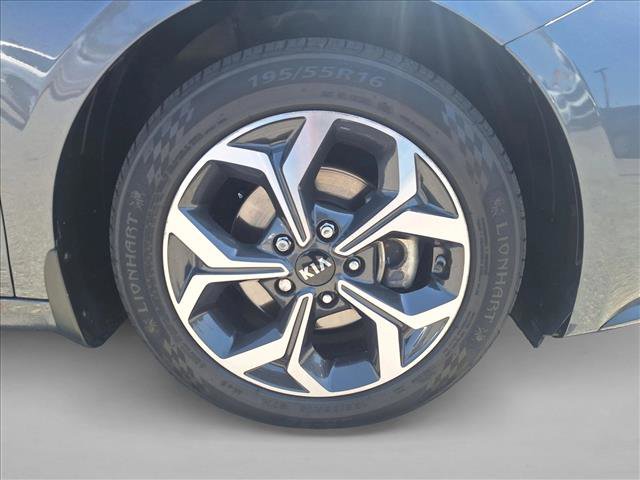 Used 2021 Kia Forte LXS FWD image 20