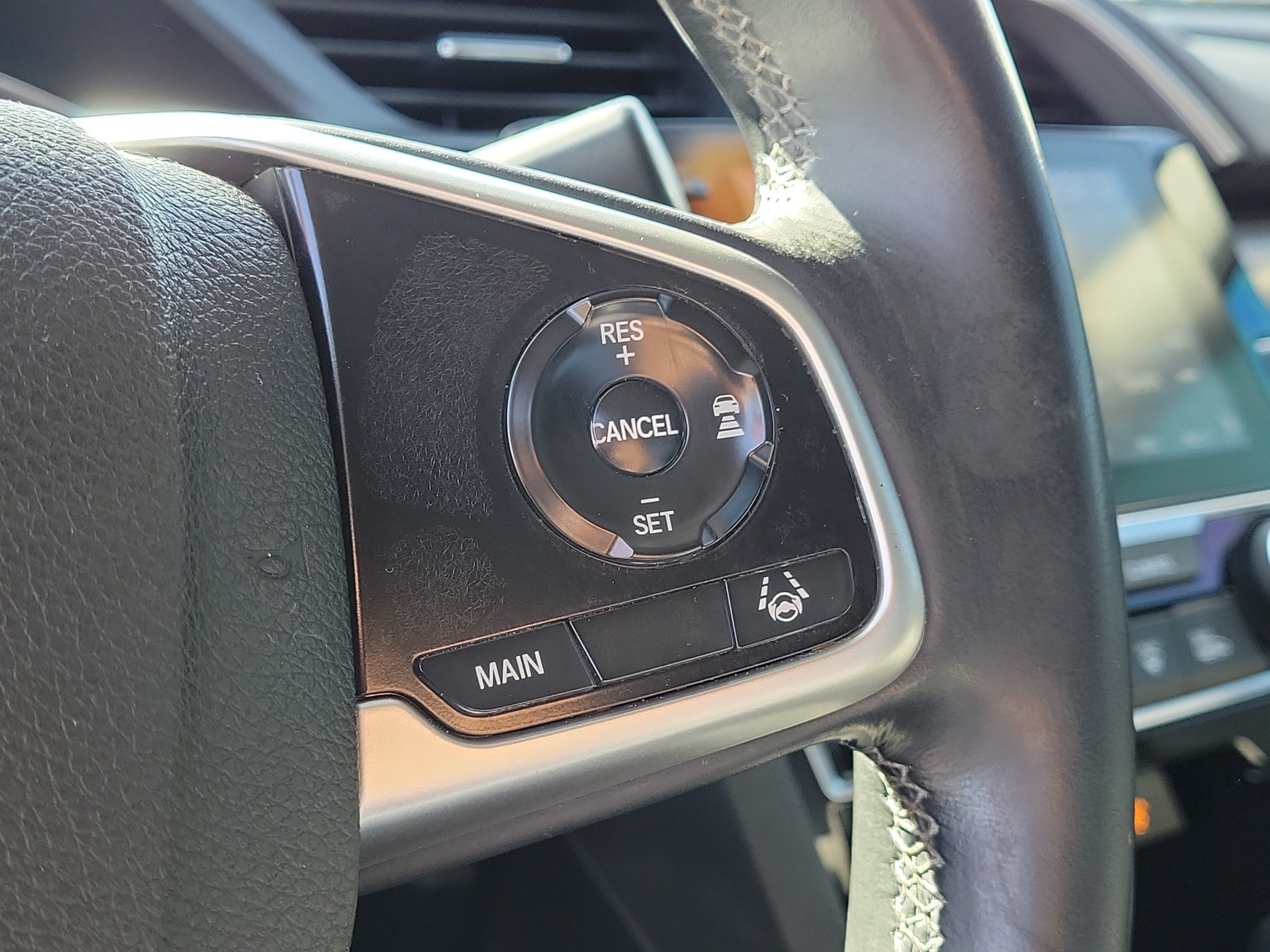 Used 2019 Honda Civic EX-L image 28