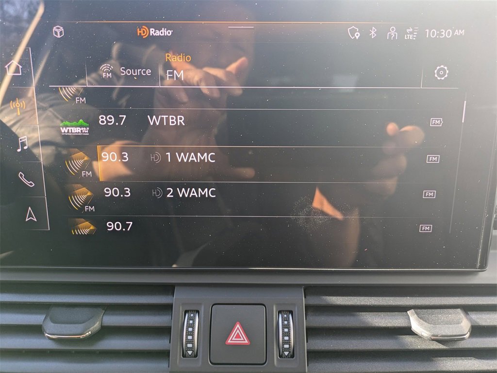 Used 2024 Audi Q5 2.0T Premium Plus w/ Premium Plus Package image 23