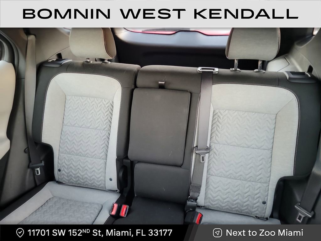 Used 2023 Chevrolet Equinox LS w/ Midnight Edition image 9