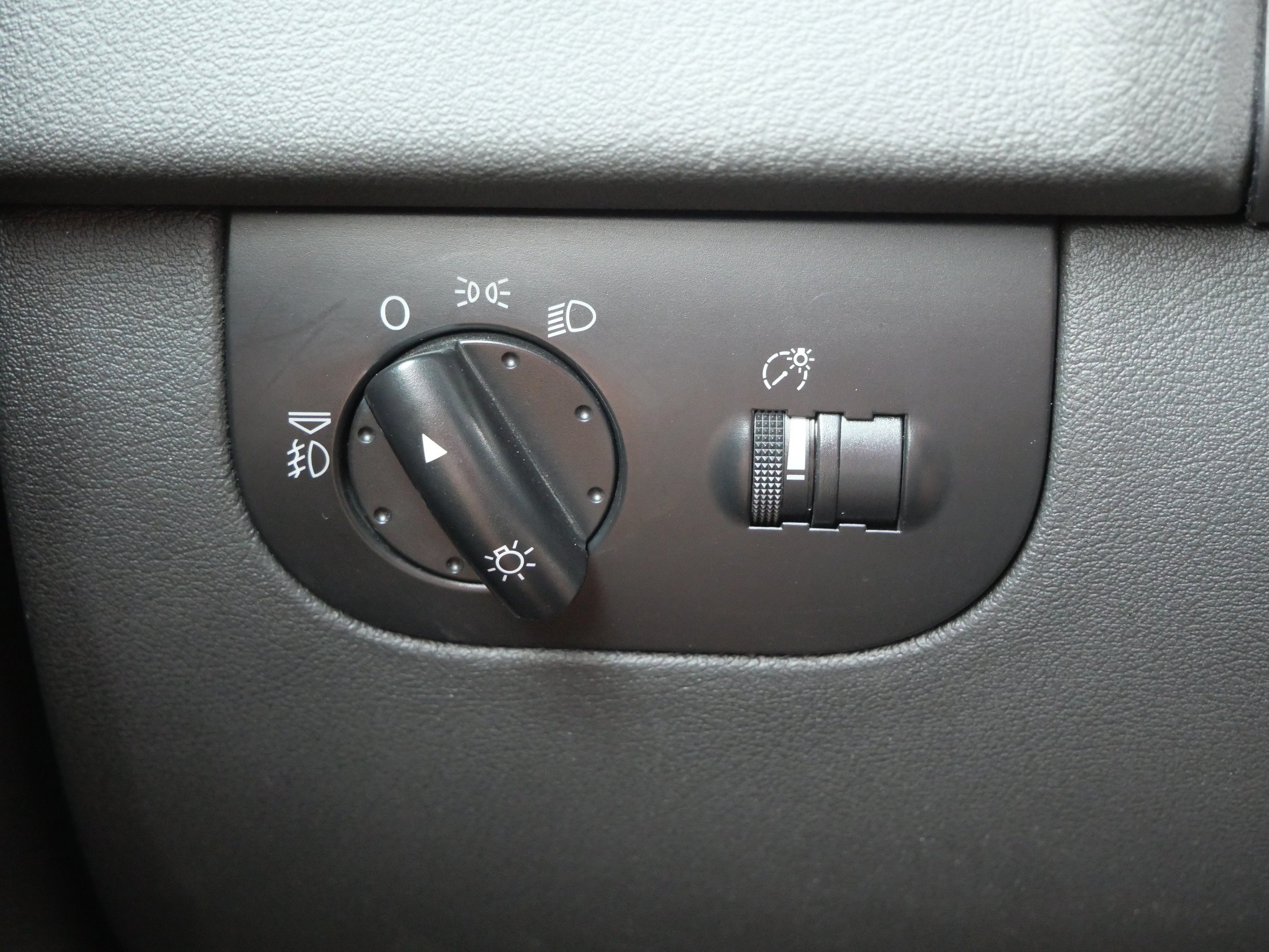 Used 2004 Audi TT 3.2 AWD/4WD image 32