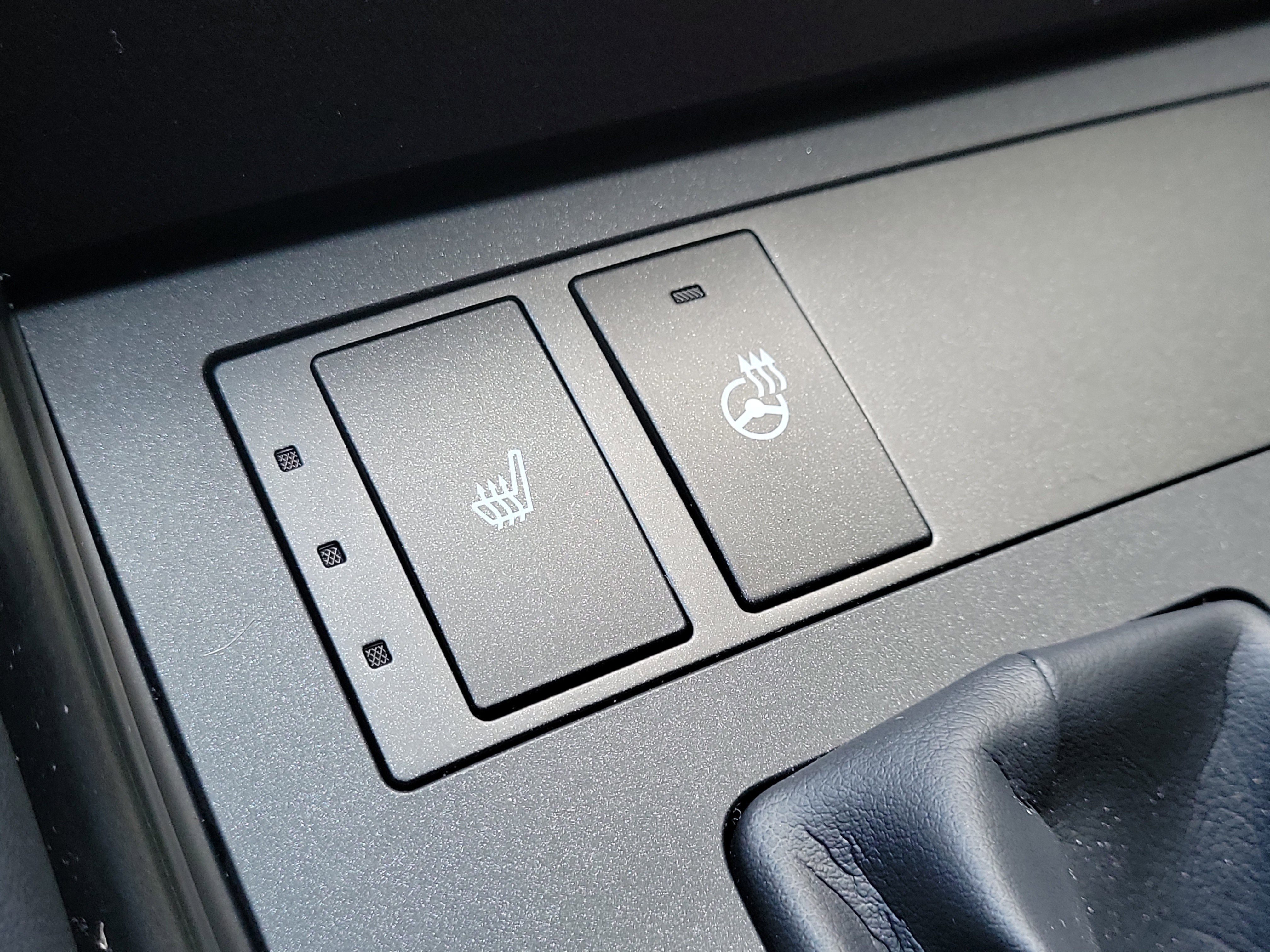 Certified 2025 Lexus IS 350 F Sport RWD image 28