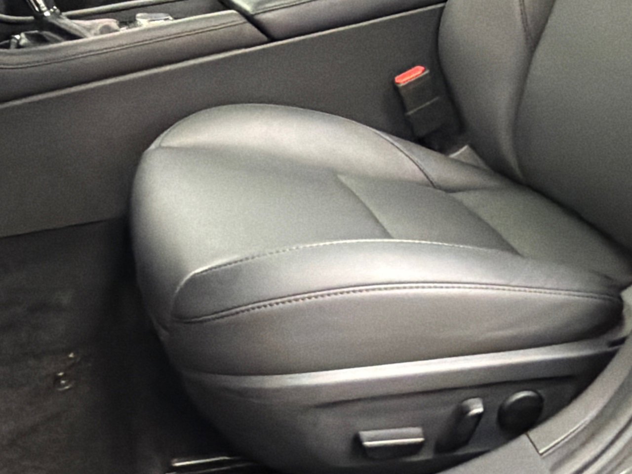 Certified 2025 MAZDA MAZDA3 s image 14