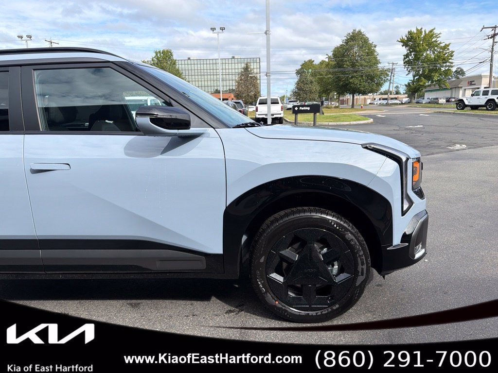 New 2027 Kia Seltos X-Line S w/ X-Line S Premium Package AWD/4WD image 6