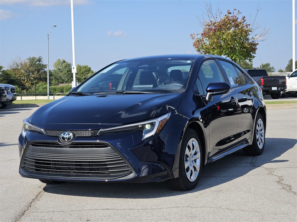 New 2026 Toyota Corolla LE image 2