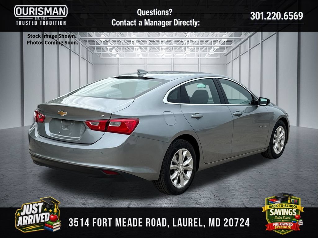 Used 2024 Chevrolet Malibu LT FWD image 2