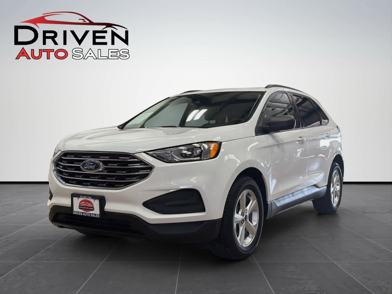 Used 2022 Ford Edge SE w/ Cargo Accessory Package