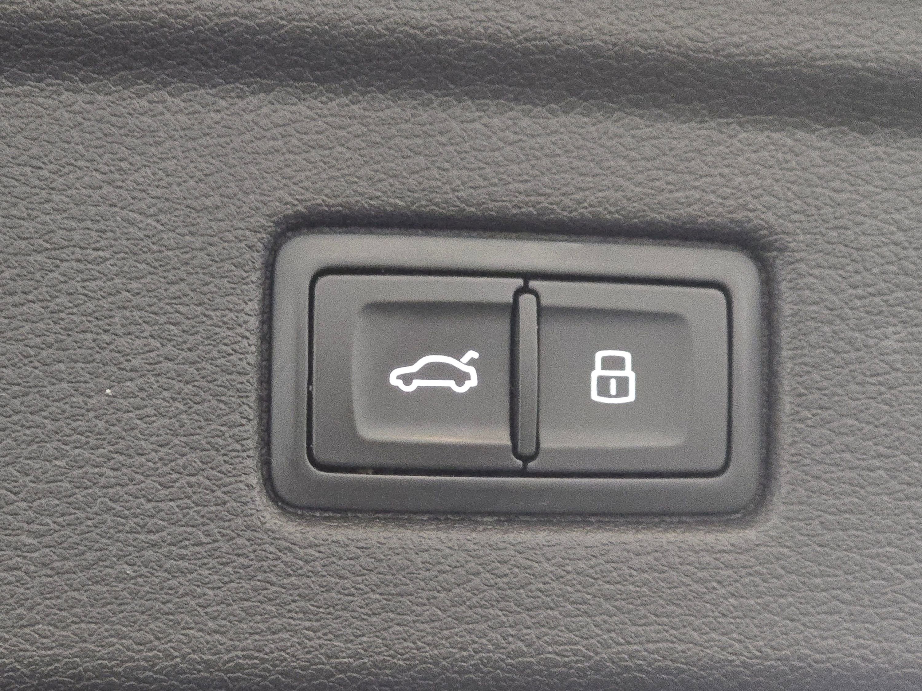 Used 2022 Audi A5 2.0T Premium image 24