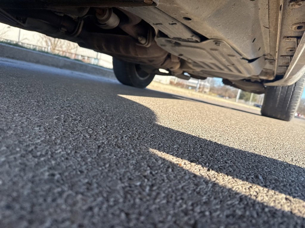 Used 2011 Jeep Grand Cherokee Laredo image 16