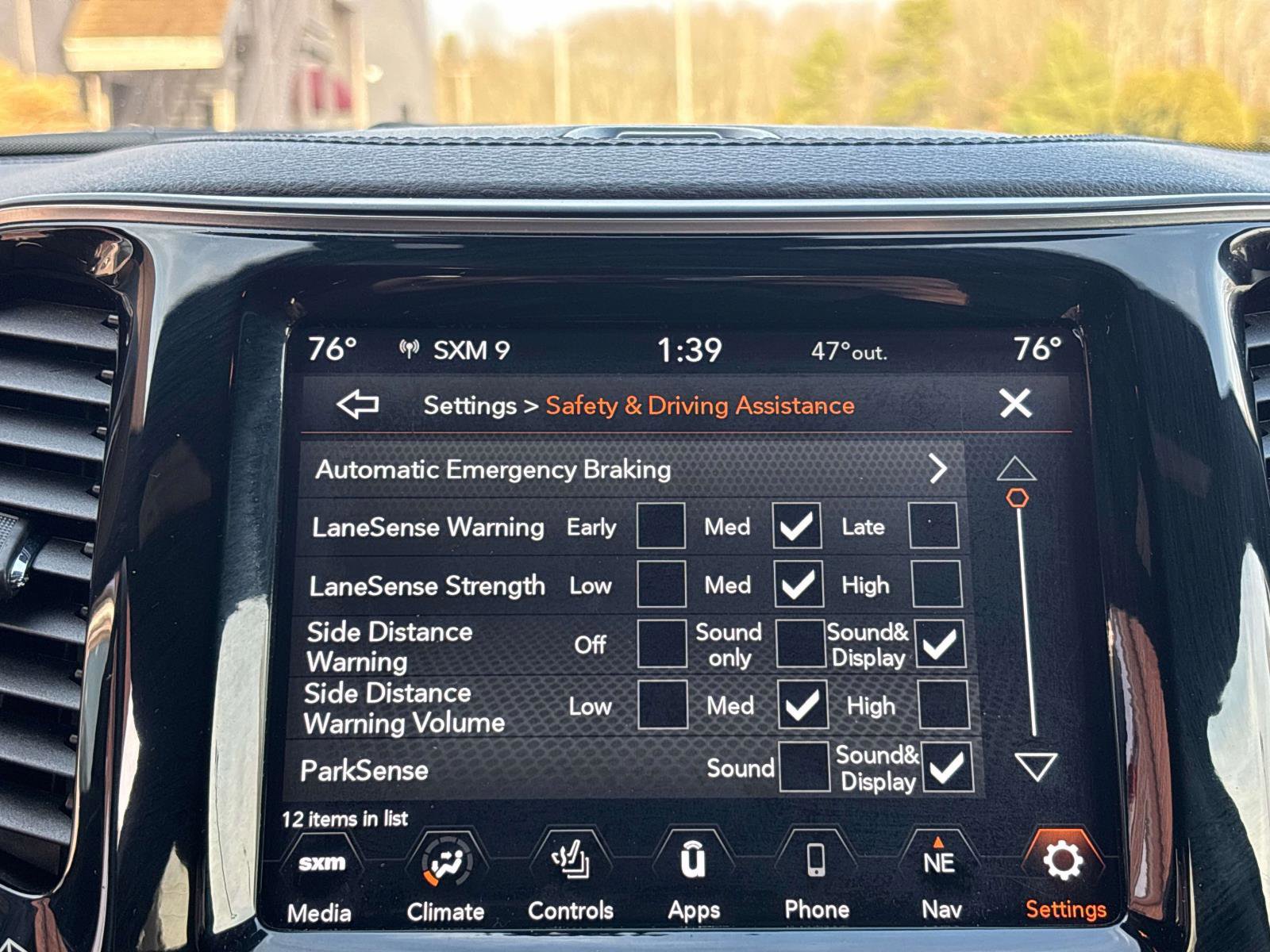 Used 2020 Jeep Cherokee High Altitude image 23