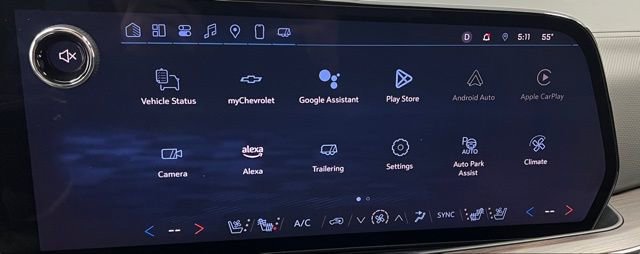 Used 2025 Chevrolet Suburban Premier image 31