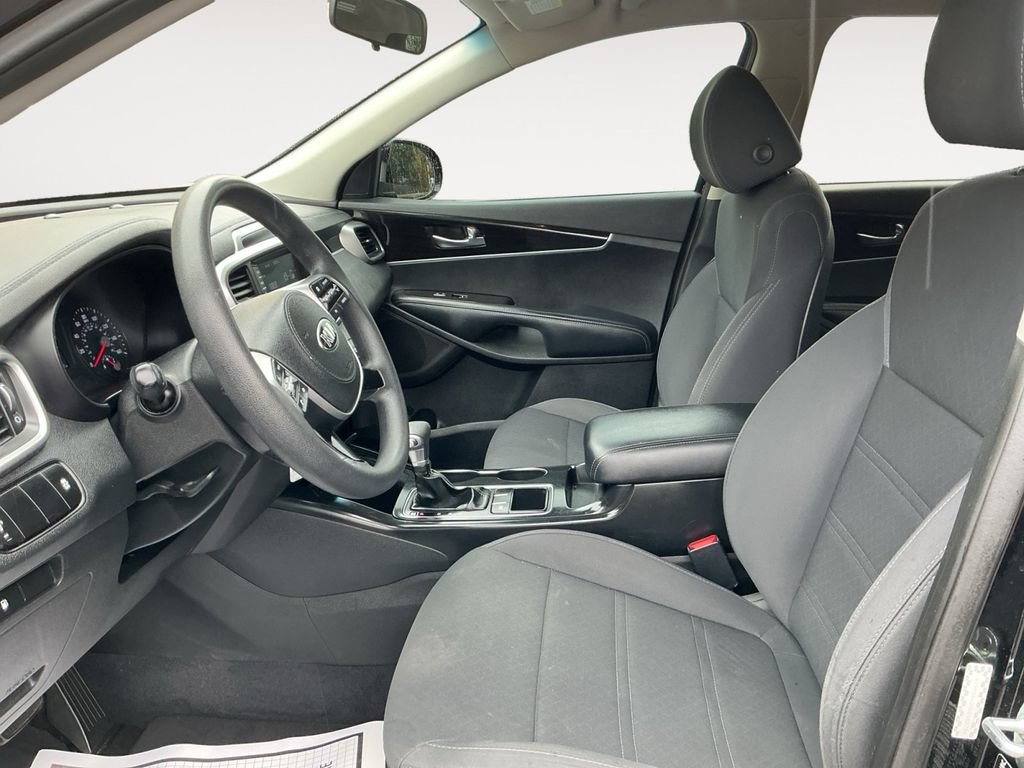 Used 2019 Kia Sorento L FWD image 10