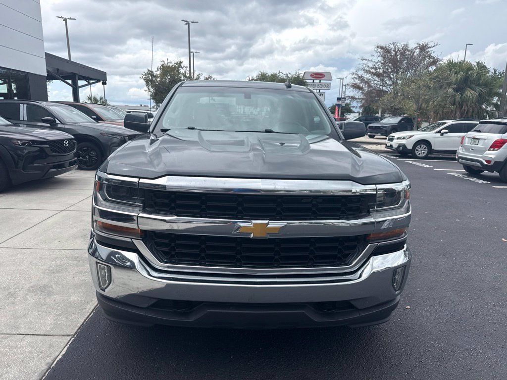 Used 2018 Chevrolet Silverado 1500 LT w/ All Star Edition AWD/4WD image 2