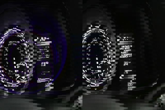 Used 2023 Hyundai Elantra Blue FWD image 21