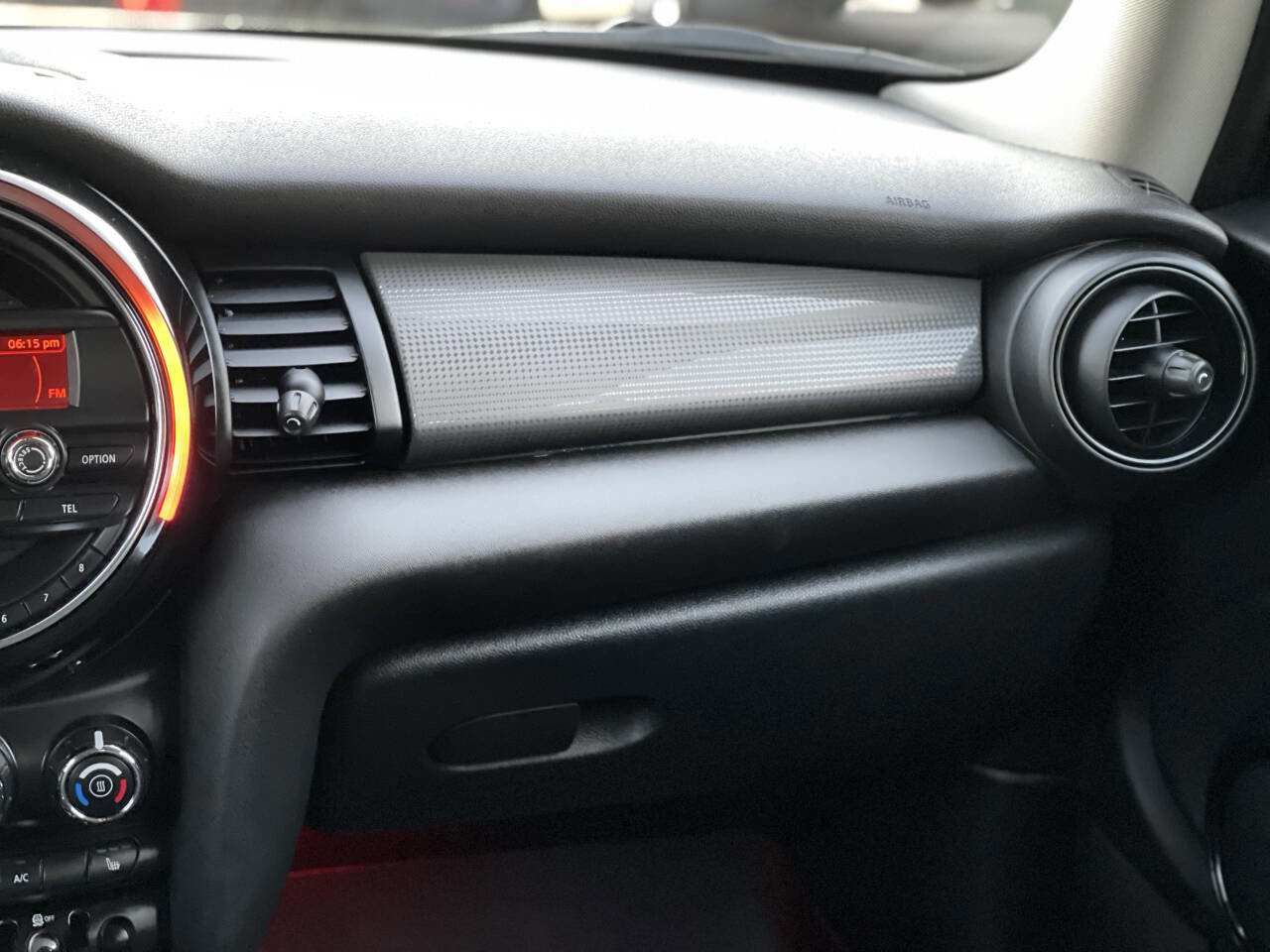 Used 2014 MINI Cooper 2-Door Hardtop image 19