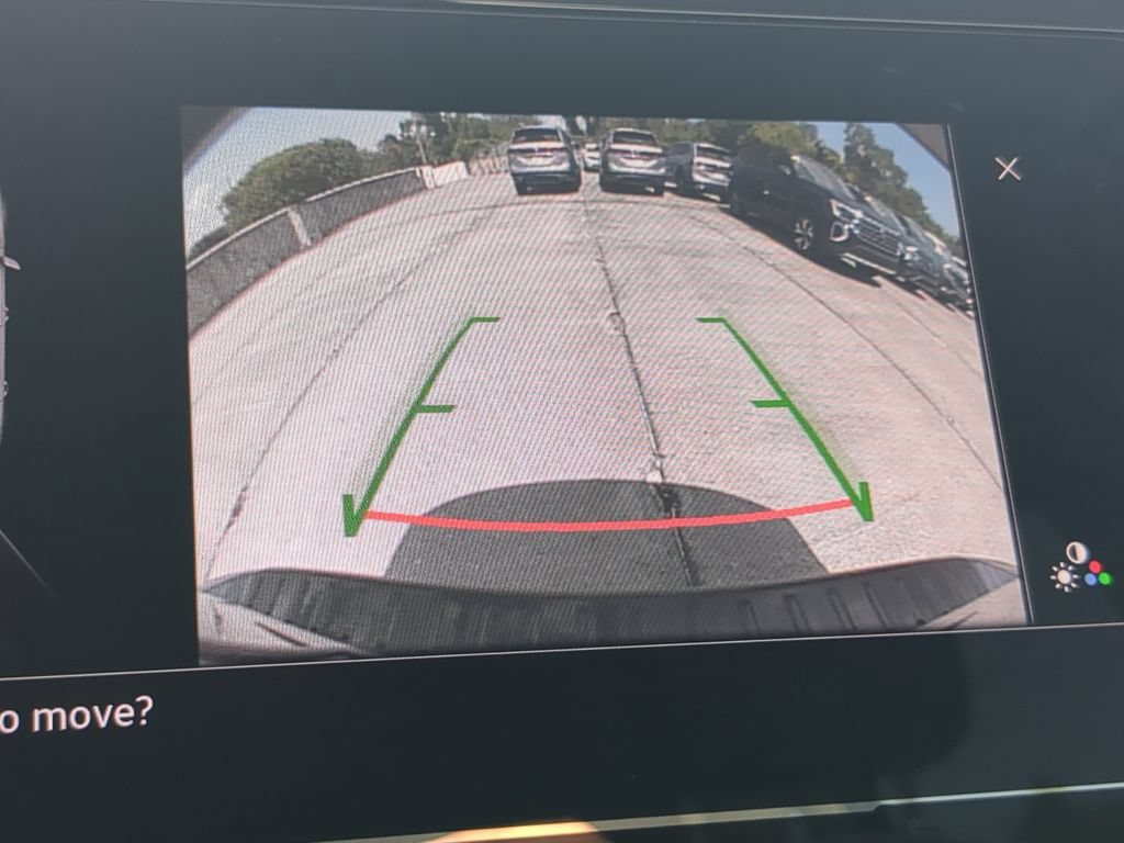 Certified 2025 Volkswagen Taos S FWD image 20
