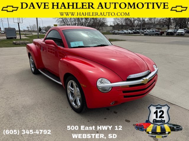 Used 2005 Chevrolet SSR w/ Preferred Equipment Group RWD image 1