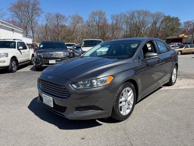 Used 2016 Ford Fusion SE