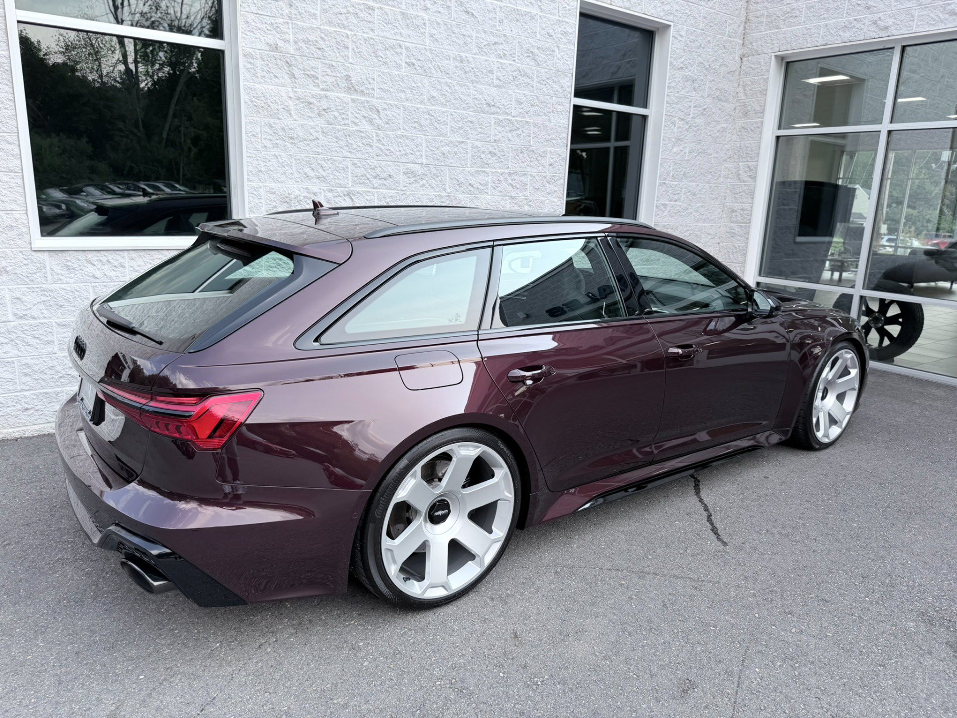 Used 2024 Audi RS 6 performance AWD/4WD image 33