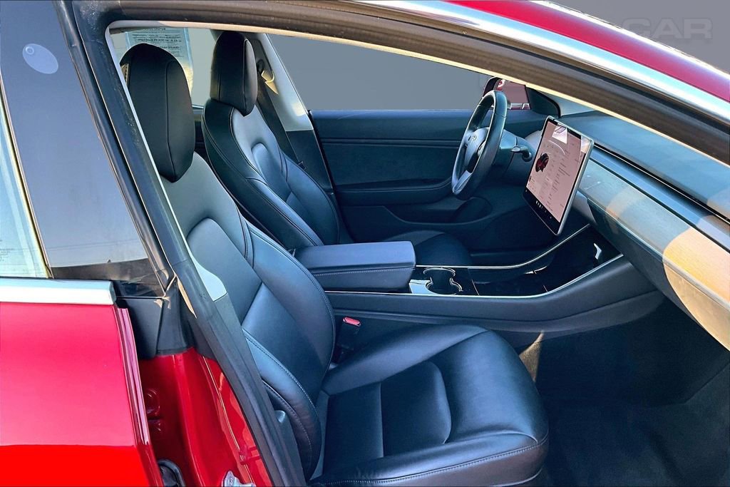 Used 2018 Tesla Model 3 Long Range image 7