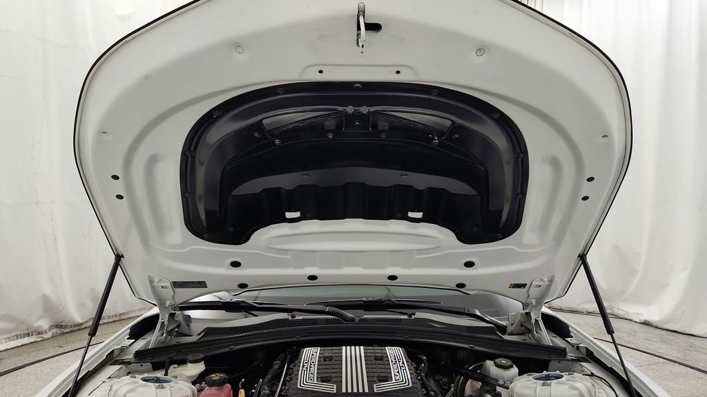 Used 2021 Chevrolet Camaro ZL1 image 40