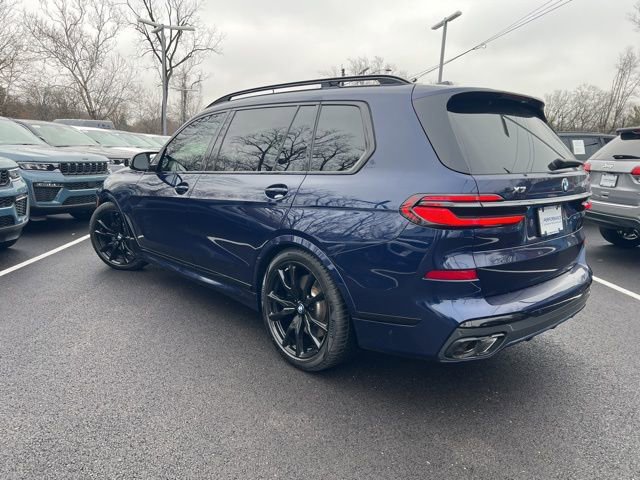 Used 2025 BMW X7 M60i image 36